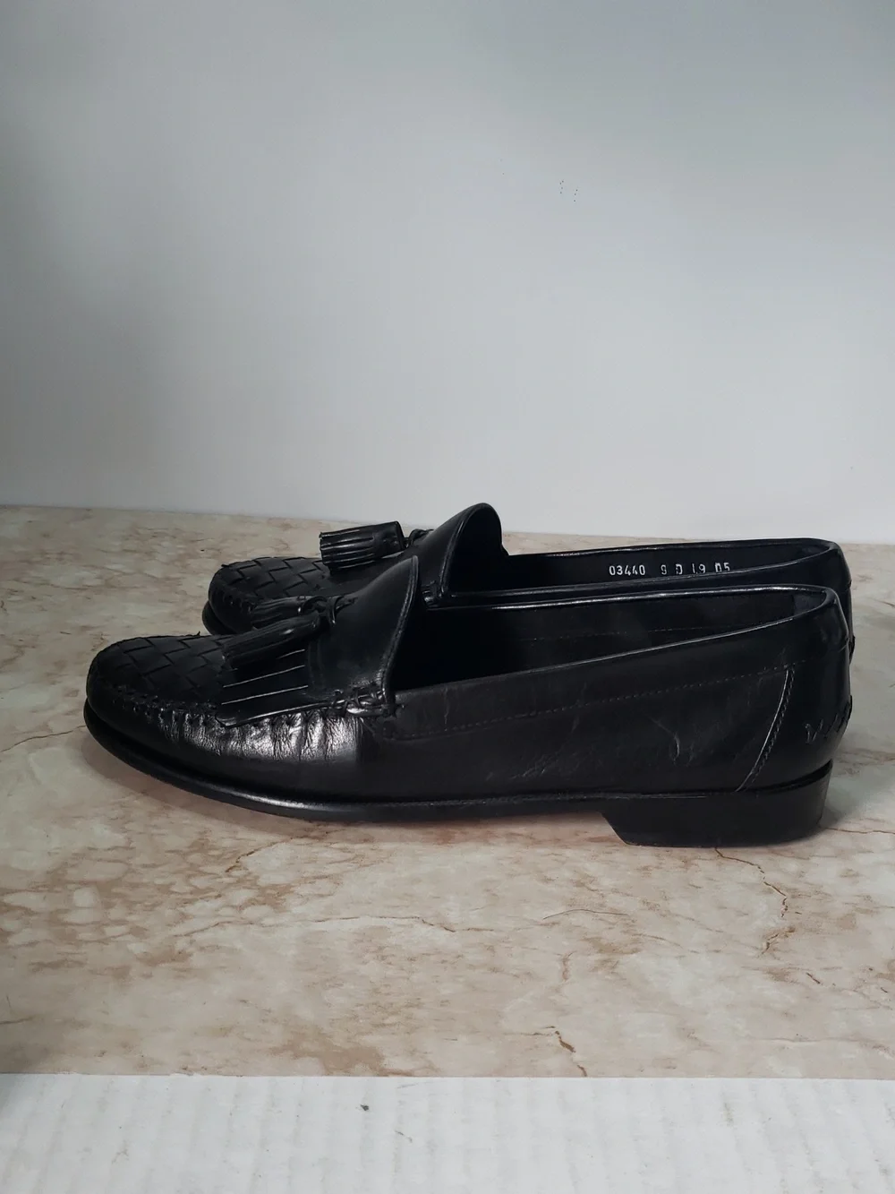 Cole Haan Black Leather Tassel Loafers for Men 9D